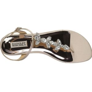 Badgley Mischka Women's Sissi Flat Sandal